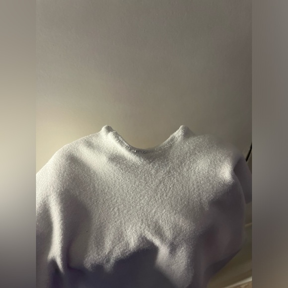 Pair of Black and pair of white thigh saving bike shorts - Picture 7 of 7